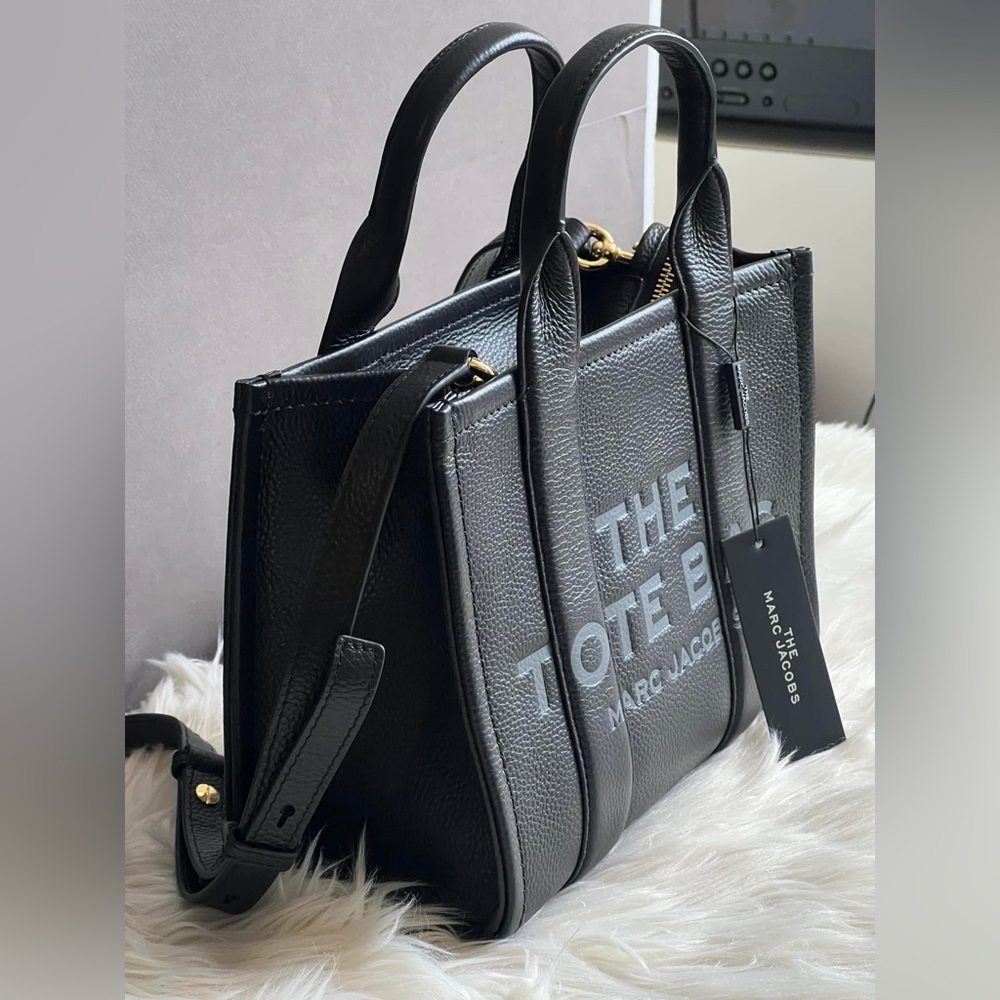 H009L01SP21 - Marc Jacobs The Leather Mini Tote Bag - Picture 2 of 16